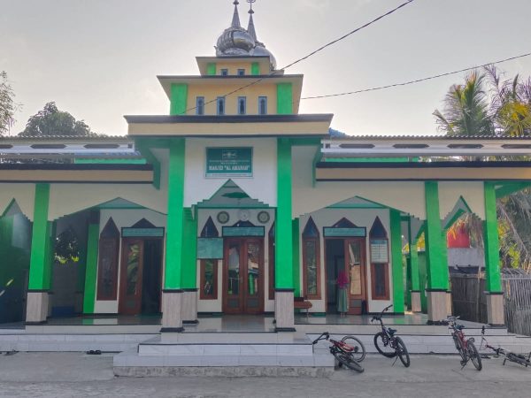 PERTEMUAN PENGURUS MASJID, TPQ DENGAN MAHASISWA KKN BERJALAN DENGAN BAIK