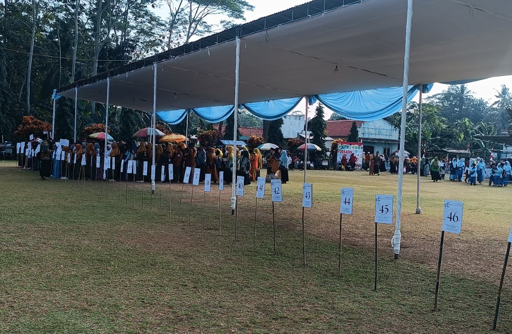 MAHASISWA KKN DR 1 UNUGHA BERPARTISIPASI DALAM KEPANITIAAN PORSADIN VI